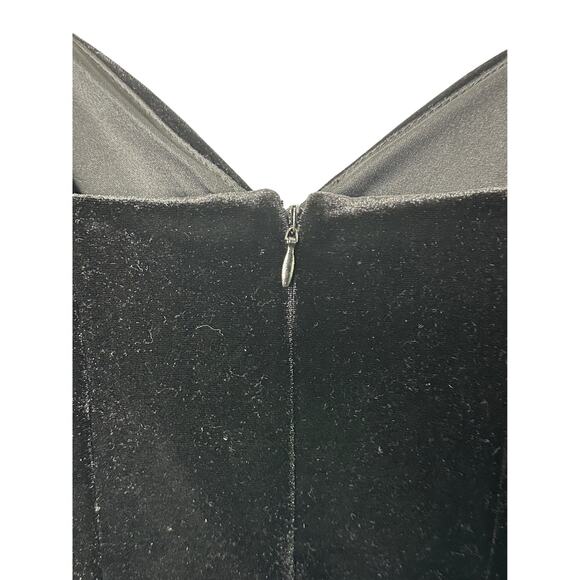 Topshop Black Velour Long Sleeve Sweetheart Neckline Romper Women's US 2 New - Picture 6 of 8